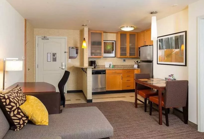 スイート, Residence Inn By Marriott Springfield Old Keene Mill