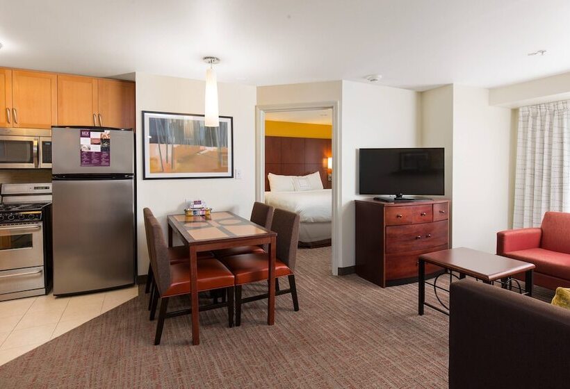 스위트, Residence Inn By Marriott Springfield Old Keene Mill