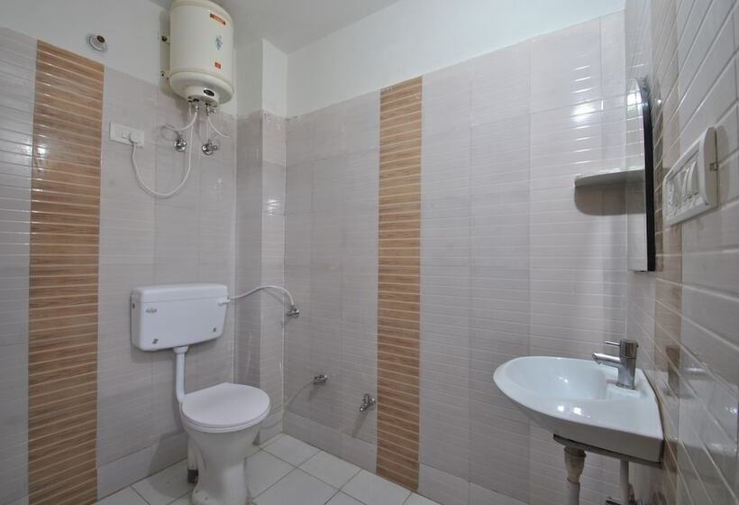 חדר משפחתי, Satkar