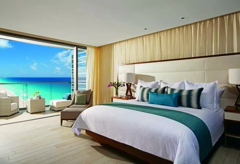 キングサイズベッドのデラックスルーム, Secrets The Vine Cancun All Inclusive Adults Only