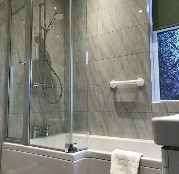 غرفة قياسية, The Bowden Lodge