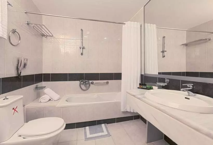スーペリアースイート, Kipriotis Panorama Hotel & Suites