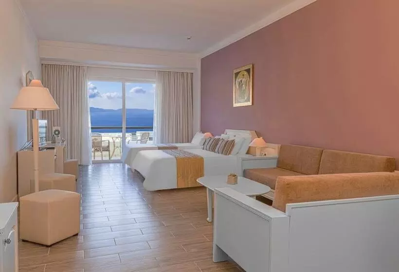 オーシャンビュースーペリアースイート, Kipriotis Panorama Hotel & Suites