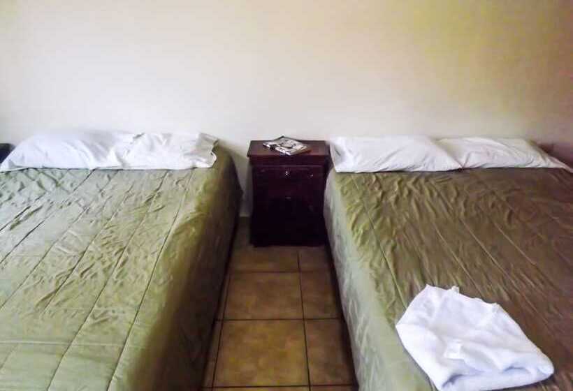 اتاق استاندارد با 2 تخت دوبل, La Posada B&b