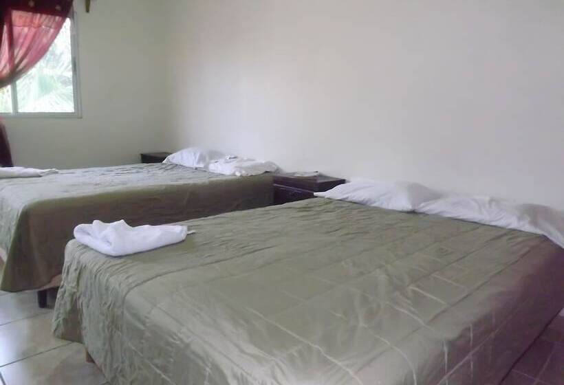 اتاق استاندارد با 2 تخت دوبل, La Posada B&b