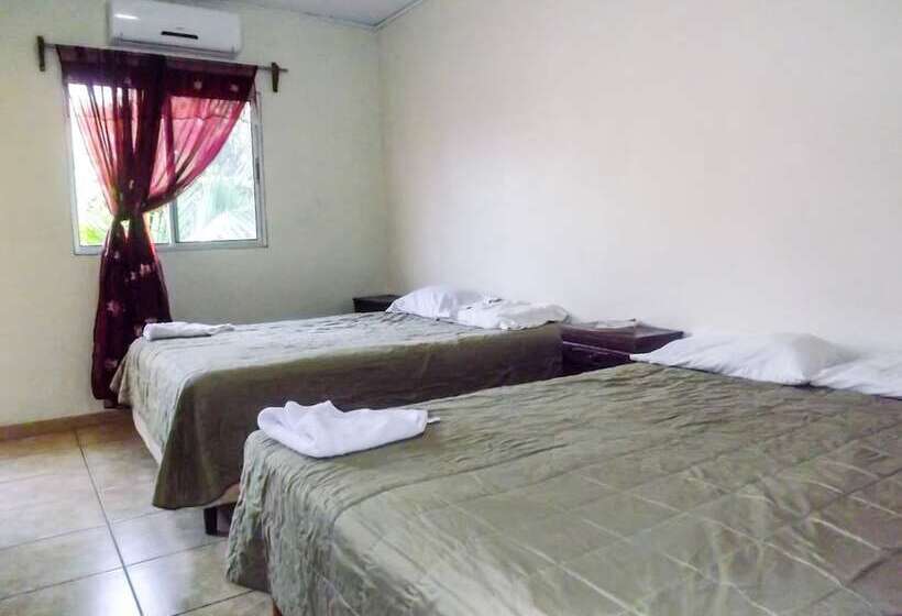 اتاق استاندارد با 2 تخت دوبل, La Posada B&b