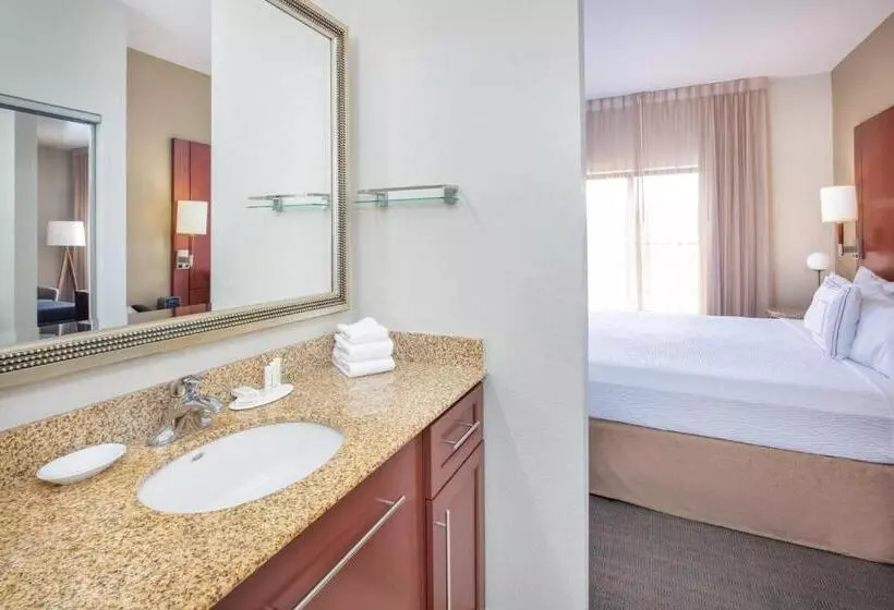 キングサイドベッドのスタンダードワンルーム, Residence Inn Phoenix Nw/surprise