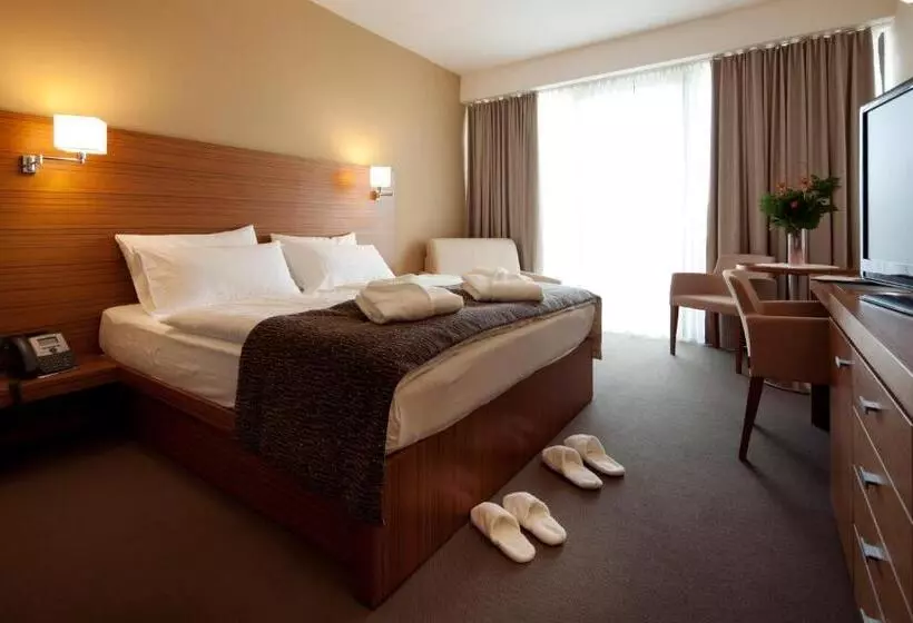 اتاق لوکس با بالکن, Bohinj Eco