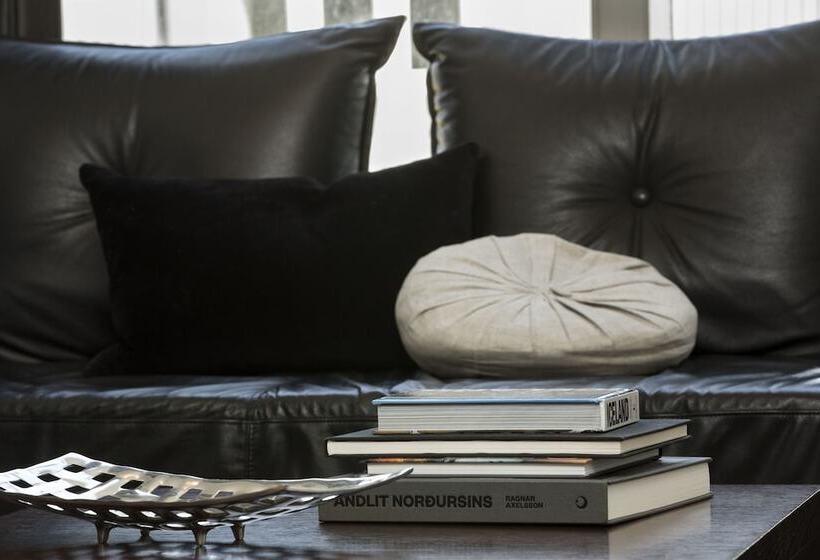 آپارتمان 2 خوابه, Máni Apartments