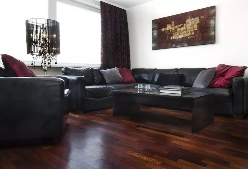 آپارتمان 3 خوابه, Máni Apartments