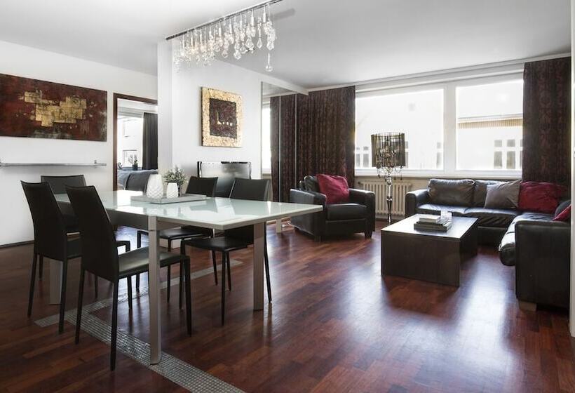 آپارتمان 3 خوابه, Máni Apartments
