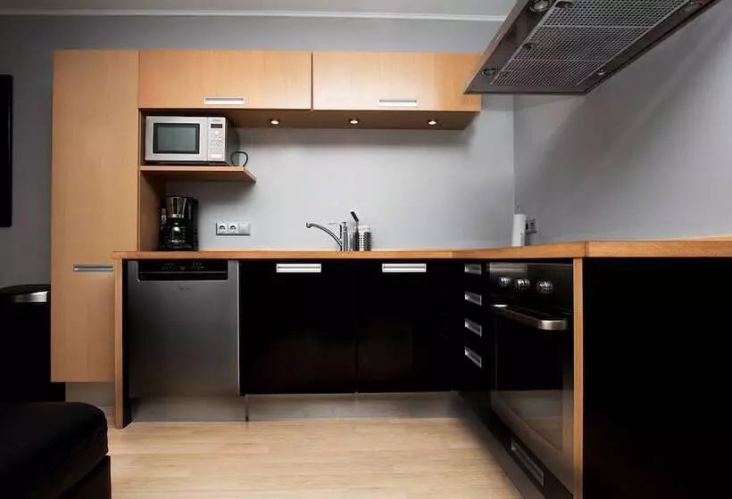آپارتمان 4 خوابه, Máni Apartments