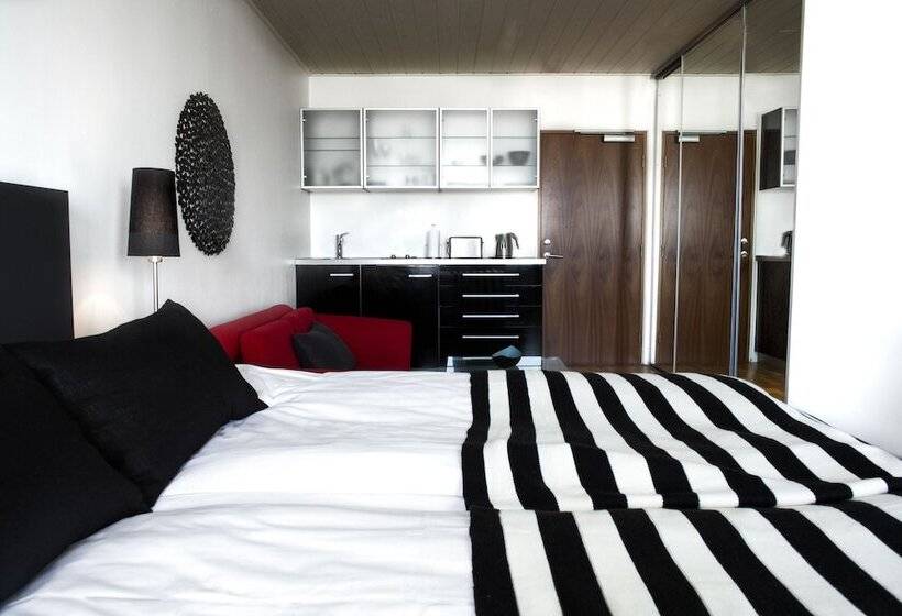 استودیوی استاندارد, Máni Apartments