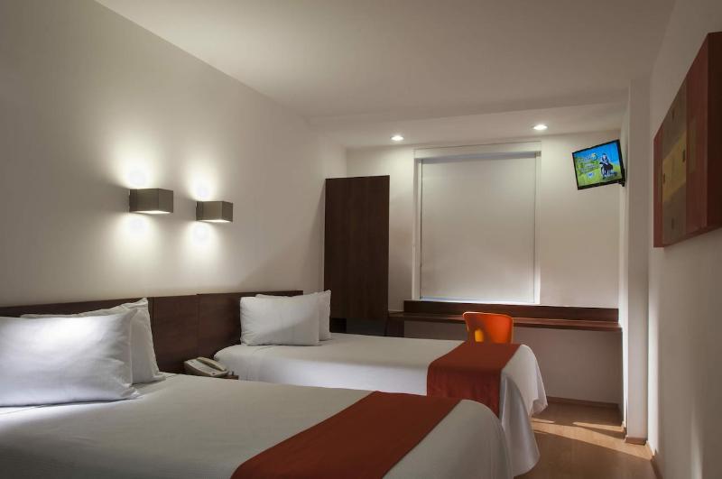 استودیوی استاندارد, Máni Apartments