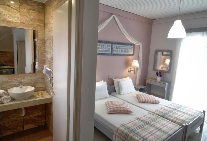 스탠다드 발코니 룸, Two Brothers Studios & Apts