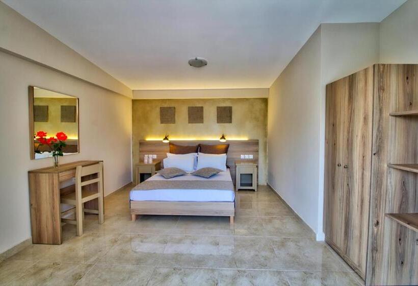 آپارتمان 1 خوابه, Two Brothers Studios & Apts