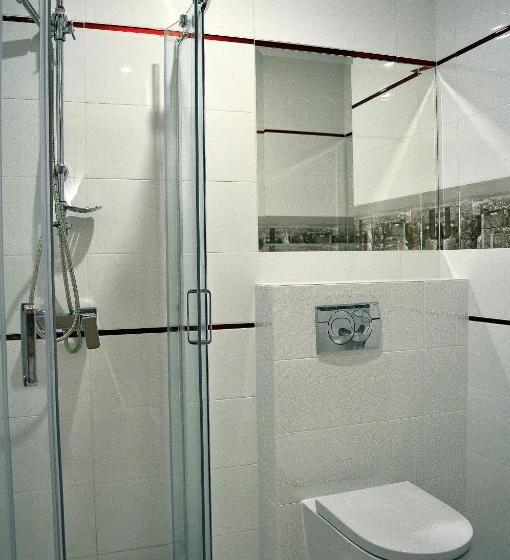 デラックスルーム, 3 City Hostel