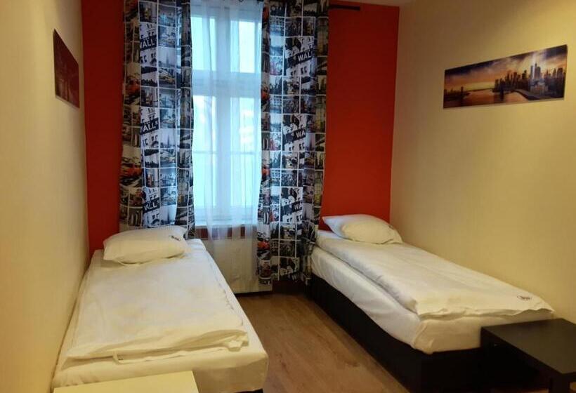 Номер Deluxe, 3 City Hostel
