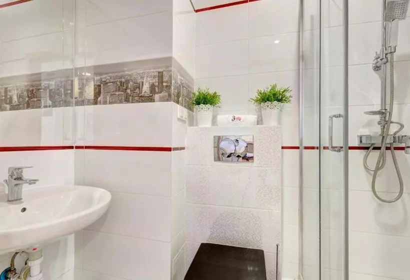 اتاق لوکس چهار تخته, 3 City Hostel