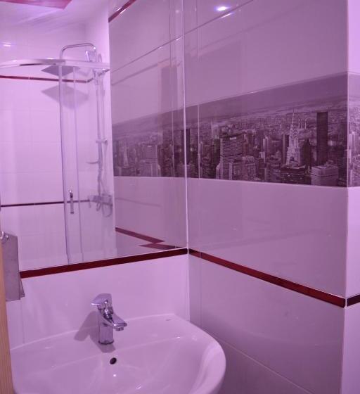 デラックスの4人部屋, 3 City Hostel