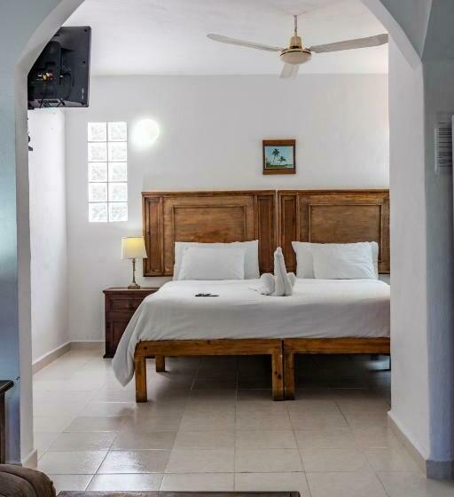 带大床的标准工作室, Apart Hotel Casaejido