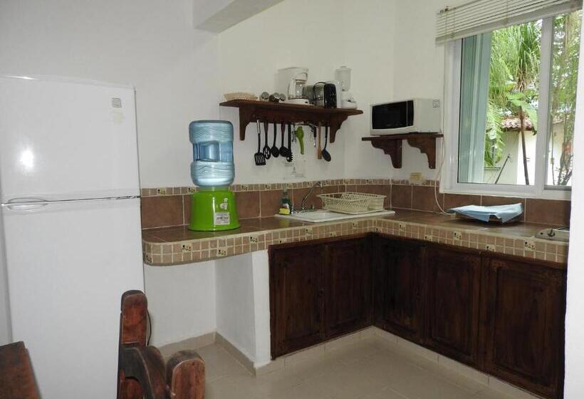 标准工作室, Apart Hotel Casaejido