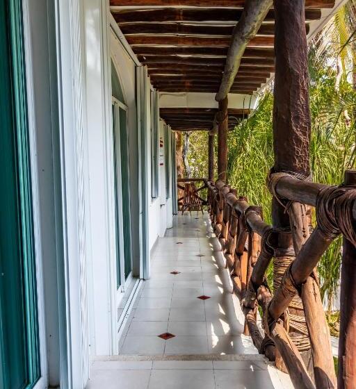 标准工作室, Apart Hotel Casaejido