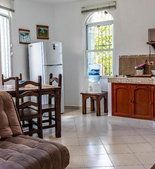 标准工作室, Apart Hotel Casaejido