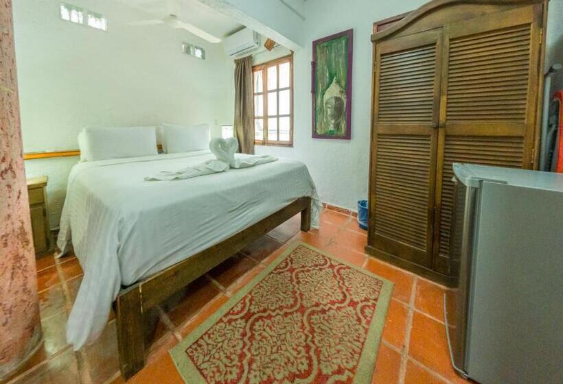 经济房, Apart Hotel Casaejido