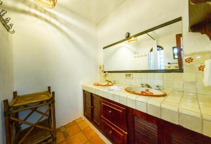 Economy Quadruple Room, Apart Hotel Casaejido