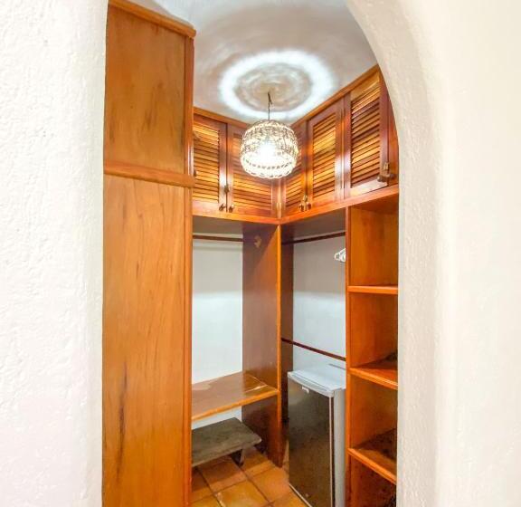 Economy Quadruple Room, Apart Hotel Casaejido