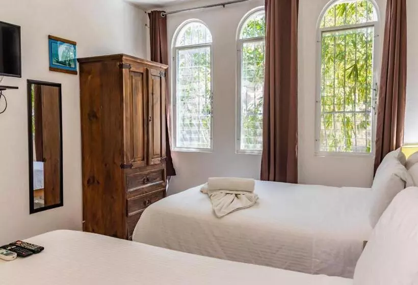 Perhehuone, Apart Hotel Casaejido