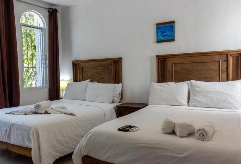 家庭间, Apart Hotel Casaejido