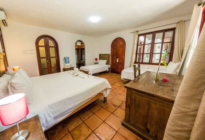 家庭间, Apart Hotel Casaejido