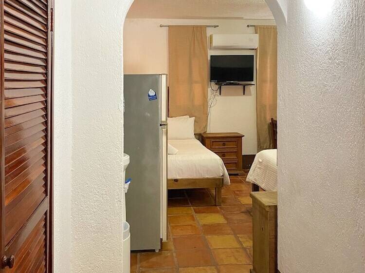 经济房, Apart Hotel Casaejido