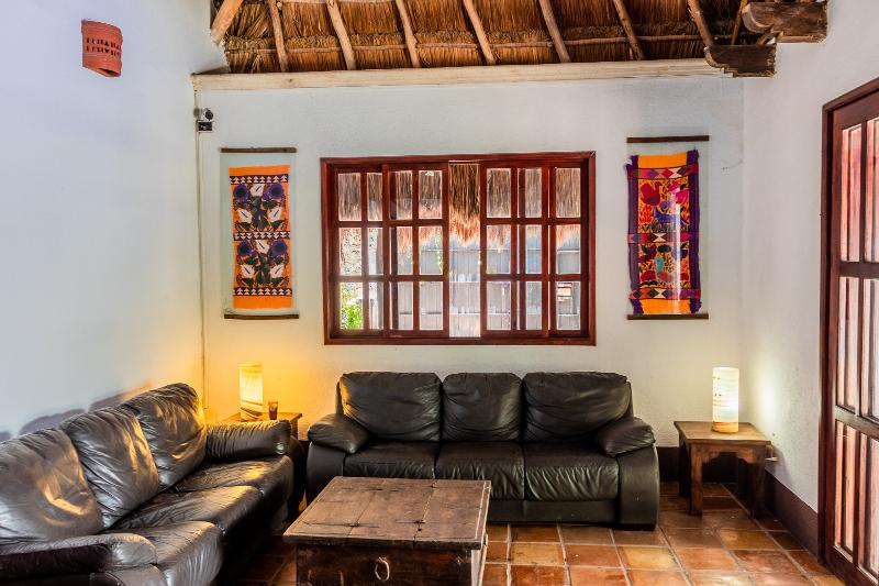 经济房, Apart Hotel Casaejido