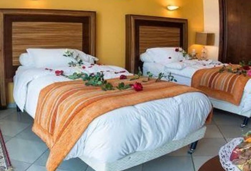 اتاق استاندارد, Abbasides Palace