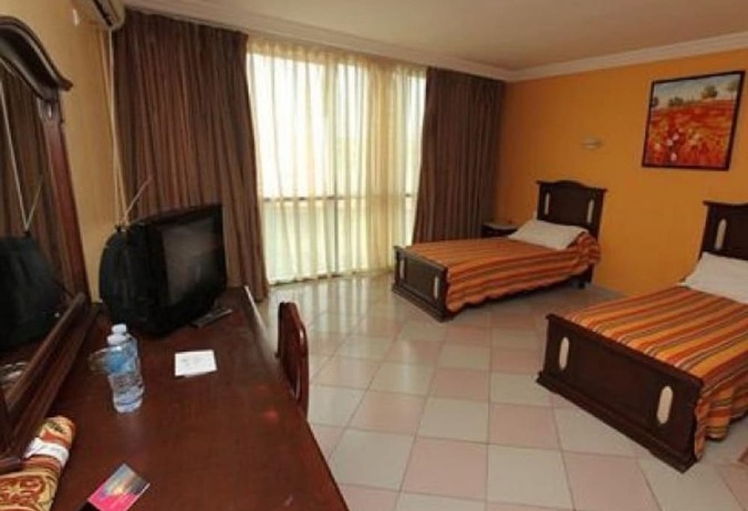 اتاق استاندارد سه نفره, Abbasides Palace