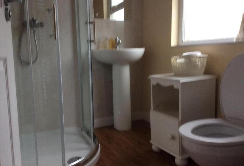 غرفة قياسية, An Caislean Guest House