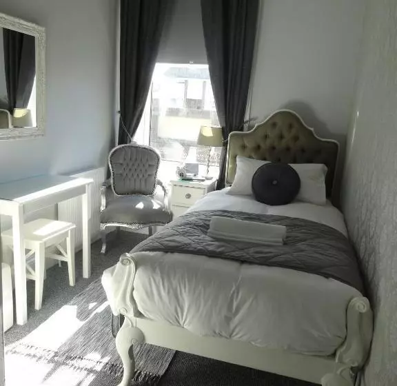 スタンダードシングルルーム, Elmswood Guest House