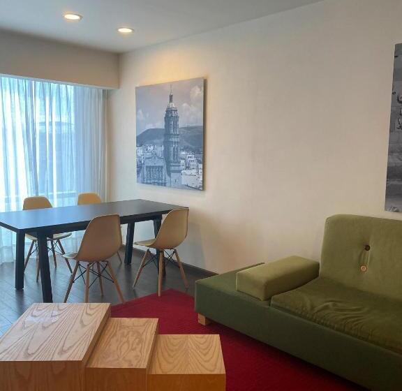 Полулюкс, Fiesta Inn Zacatecas