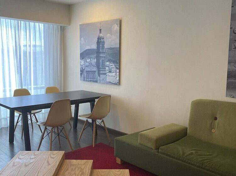 Полулюкс, Fiesta Inn Zacatecas