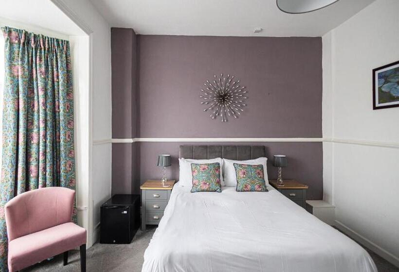 غرفة عائلية, Gresham Guest House