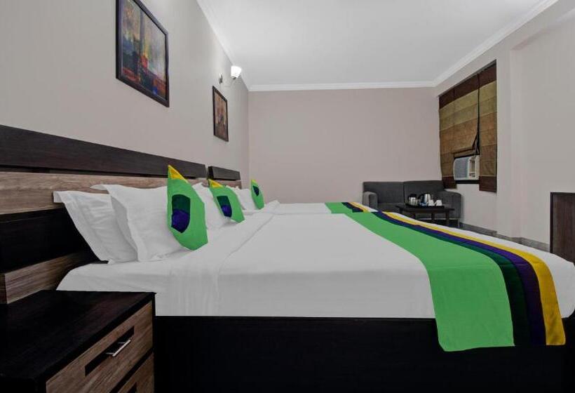 Habitació Deluxe, Treebo Maharaja Residency