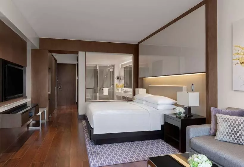 エクゼクティブルーム, Manila Marriott