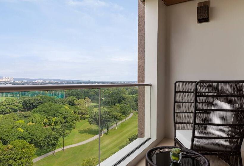 سوییت اجرایی, Manila Marriott