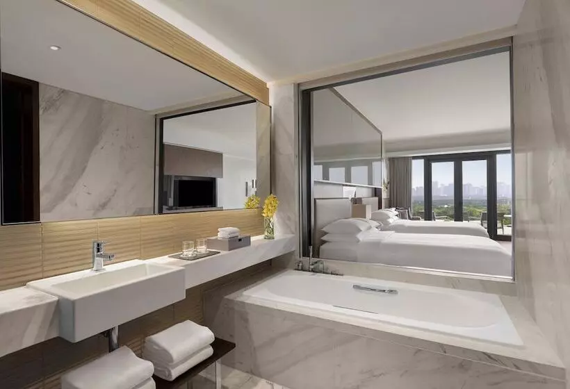 エクゼクティブルーム, Manila Marriott