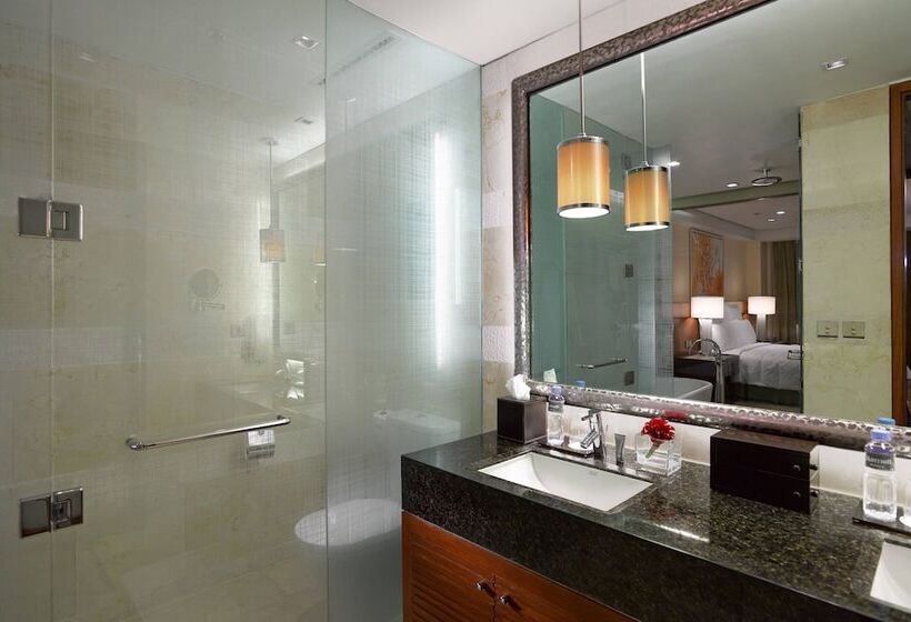 سوییت اجرایی, Manila Marriott