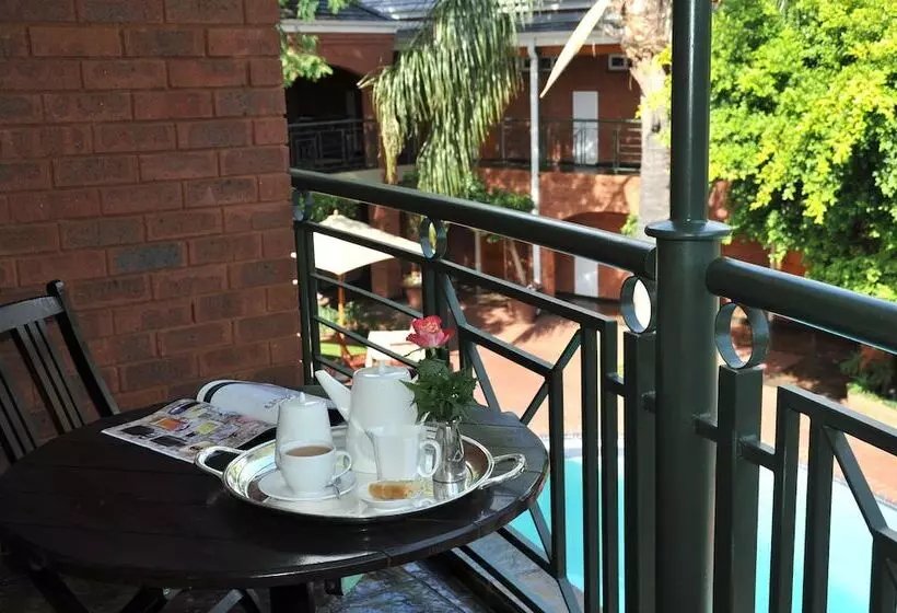 エクゼクティブルーム, Premier Hotel Falstaff