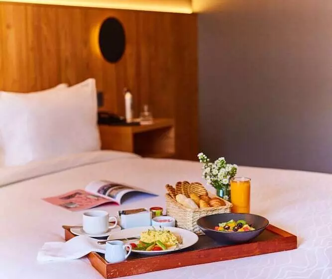 Superior Oda, Pullman Lima San Isidro